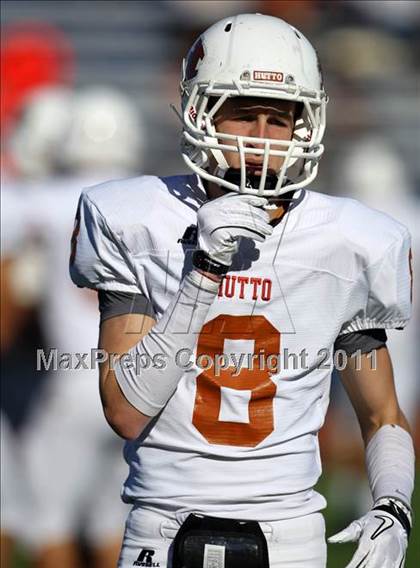 Thumbnail 3 in Hutto vs. Poteet (4A Region 2 Bi-District Playoffs) photogallery.