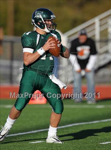 Thumbnail 2 in Hutto vs. Poteet (4A Region 2 Bi-District Playoffs) photogallery.