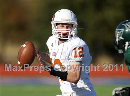 Thumbnail 3 in Hutto vs. Poteet (4A Region 2 Bi-District Playoffs) photogallery.
