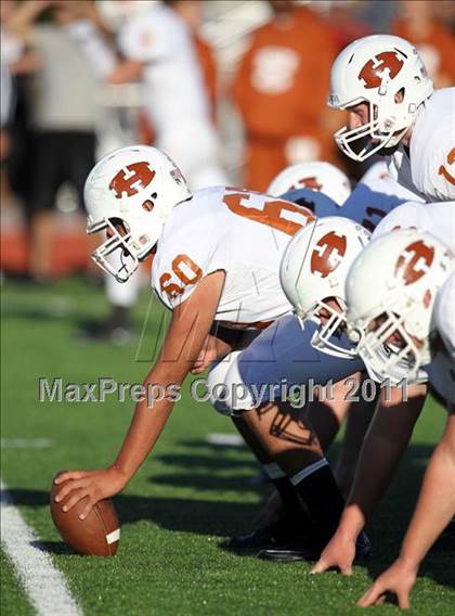 Thumbnail 3 in Hutto vs. Poteet (4A Region 2 Bi-District Playoffs) photogallery.