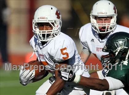 Thumbnail 3 in Hutto vs. Poteet (4A Region 2 Bi-District Playoffs) photogallery.