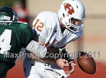 Thumbnail 3 in Hutto vs. Poteet (4A Region 2 Bi-District Playoffs) photogallery.