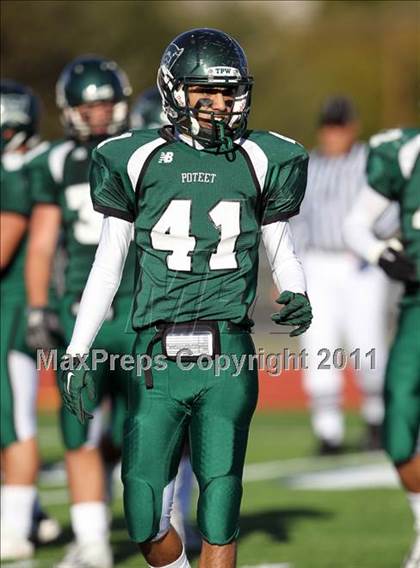 Thumbnail 2 in Hutto vs. Poteet (4A Region 2 Bi-District Playoffs) photogallery.