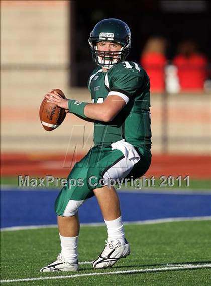 Thumbnail 1 in Hutto vs. Poteet (4A Region 2 Bi-District Playoffs) photogallery.