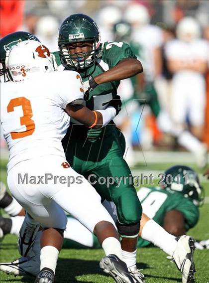 Thumbnail 1 in Hutto vs. Poteet (4A Region 2 Bi-District Playoffs) photogallery.