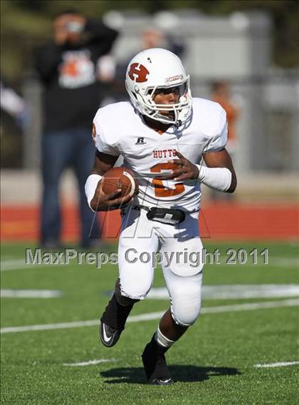 Thumbnail 3 in Hutto vs. Poteet (4A Region 2 Bi-District Playoffs) photogallery.
