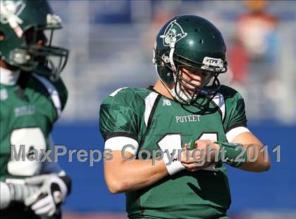 Thumbnail 1 in Hutto vs. Poteet (4A Region 2 Bi-District Playoffs) photogallery.
