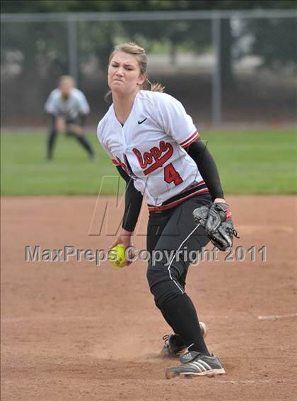 Thumbnail 2 in Ponderosa vs. Antelope (Stephanie LeDoux Tournament) photogallery.
