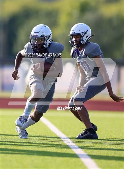 Thumbnail 2 in Timber Creek Purple @ Byron Nelson photogallery.