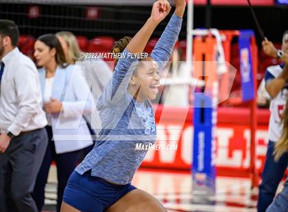 Thumbnail 1 in Sun Valley vs Millbrook (NCHSAA 4A Final) (1 of 2 - the Game) photogallery.