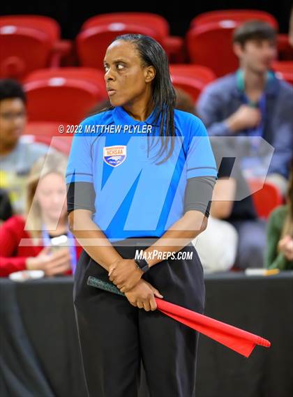 Thumbnail 3 in Sun Valley vs Millbrook (NCHSAA 4A Final) (1 of 2 - the Game) photogallery.