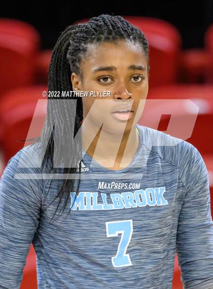 Thumbnail 3 in Sun Valley vs Millbrook (NCHSAA 4A Final) (1 of 2 - the Game) photogallery.