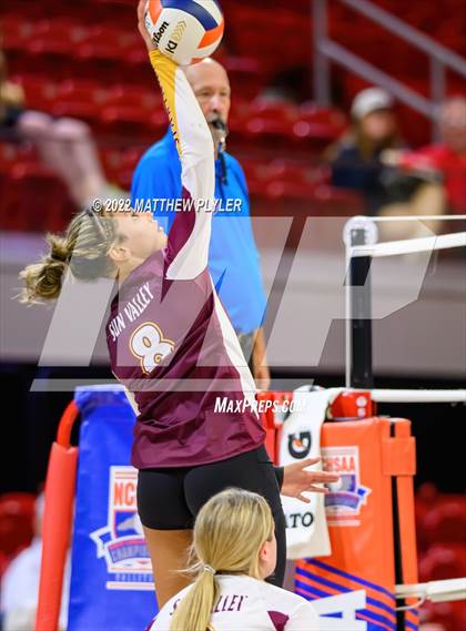 Thumbnail 2 in Sun Valley vs Millbrook (NCHSAA 4A Final) (1 of 2 - the Game) photogallery.