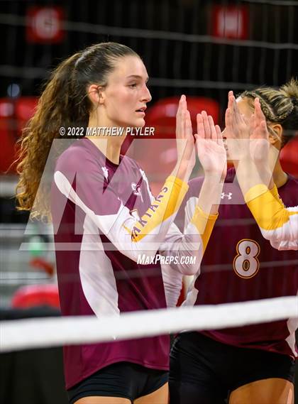 Thumbnail 2 in Sun Valley vs Millbrook (NCHSAA 4A Final) (1 of 2 - the Game) photogallery.