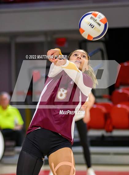 Thumbnail 2 in Sun Valley vs Millbrook (NCHSAA 4A Final) (1 of 2 - the Game) photogallery.