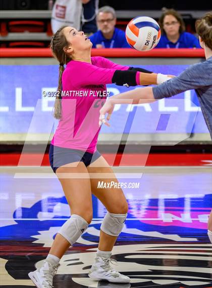 Thumbnail 3 in Sun Valley vs Millbrook (NCHSAA 4A Final) (1 of 2 - the Game) photogallery.