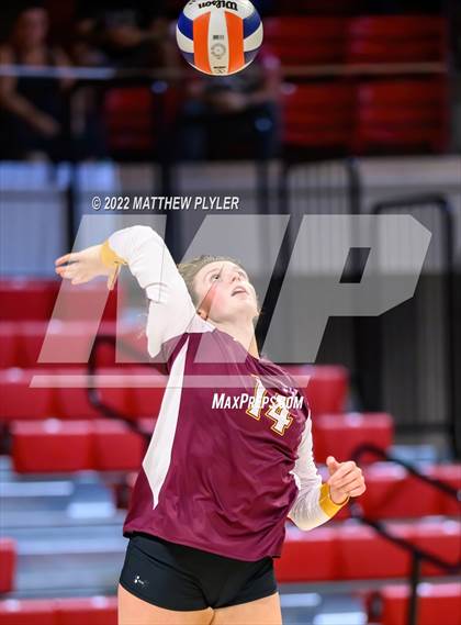 Thumbnail 3 in Sun Valley vs Millbrook (NCHSAA 4A Final) (1 of 2 - the Game) photogallery.