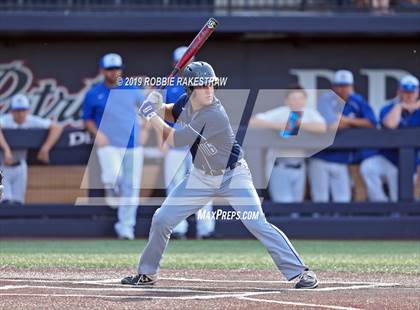 Thumbnail 2 in Corsicana vs. Lone Star (UIL 5A Regional Semifinal) photogallery.