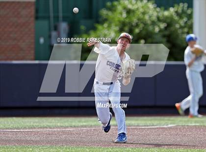 Thumbnail 1 in Corsicana vs. Lone Star (UIL 5A Regional Semifinal) photogallery.