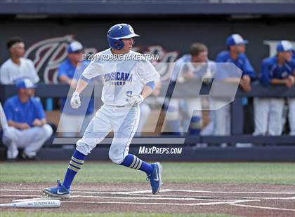 Thumbnail 2 in Corsicana vs. Lone Star (UIL 5A Regional Semifinal) photogallery.