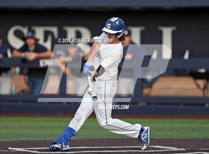 Thumbnail 3 in Corsicana vs. Lone Star (UIL 5A Regional Semifinal) photogallery.