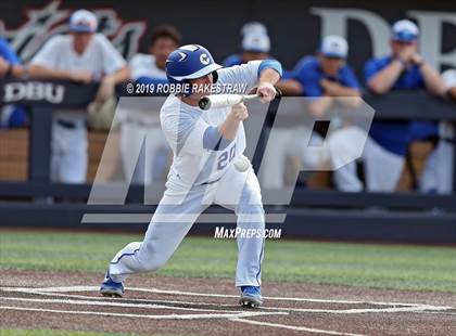 Thumbnail 2 in Corsicana vs. Lone Star (UIL 5A Regional Semifinal) photogallery.