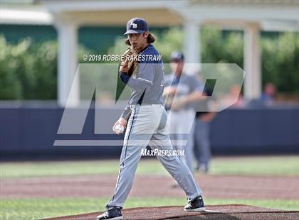 Thumbnail 1 in Corsicana vs. Lone Star (UIL 5A Regional Semifinal) photogallery.