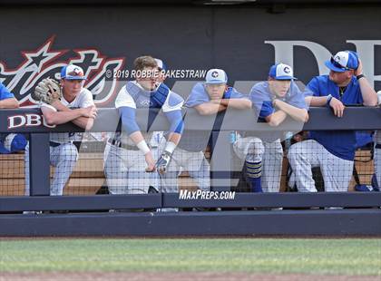 Thumbnail 3 in Corsicana vs. Lone Star (UIL 5A Regional Semifinal) photogallery.