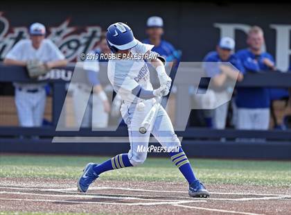 Thumbnail 1 in Corsicana vs. Lone Star (UIL 5A Regional Semifinal) photogallery.