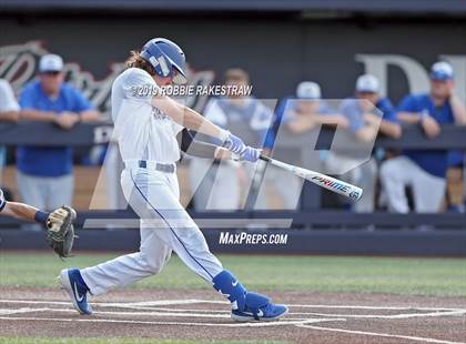 Thumbnail 1 in Corsicana vs. Lone Star (UIL 5A Regional Semifinal) photogallery.