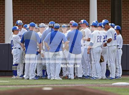 Thumbnail 1 in Corsicana vs. Lone Star (UIL 5A Regional Semifinal) photogallery.