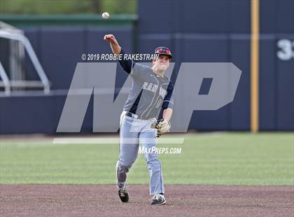 Thumbnail 2 in Corsicana vs. Lone Star (UIL 5A Regional Semifinal) photogallery.