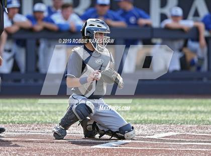 Thumbnail 2 in Corsicana vs. Lone Star (UIL 5A Regional Semifinal) photogallery.