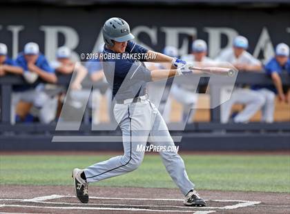 Thumbnail 2 in Corsicana vs. Lone Star (UIL 5A Regional Semifinal) photogallery.
