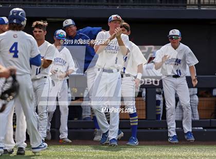 Thumbnail 2 in Corsicana vs. Lone Star (UIL 5A Regional Semifinal) photogallery.