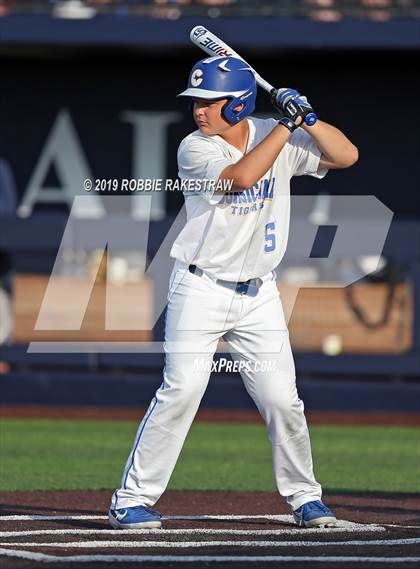 Thumbnail 1 in Corsicana vs. Lone Star (UIL 5A Regional Semifinal) photogallery.
