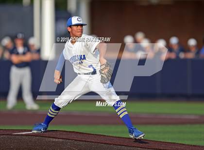 Thumbnail 3 in Corsicana vs. Lone Star (UIL 5A Regional Semifinal) photogallery.