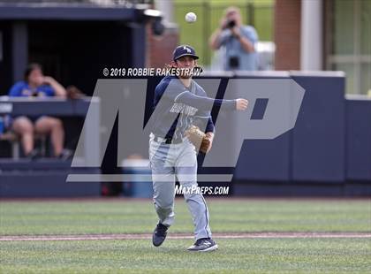 Thumbnail 2 in Corsicana vs. Lone Star (UIL 5A Regional Semifinal) photogallery.