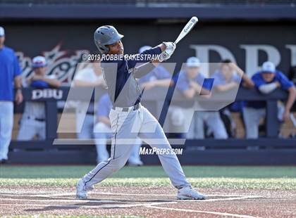 Thumbnail 2 in Corsicana vs. Lone Star (UIL 5A Regional Semifinal) photogallery.