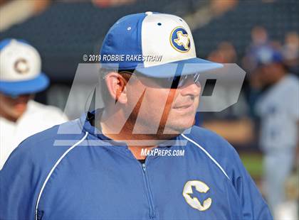 Thumbnail 1 in Corsicana vs. Lone Star (UIL 5A Regional Semifinal) photogallery.