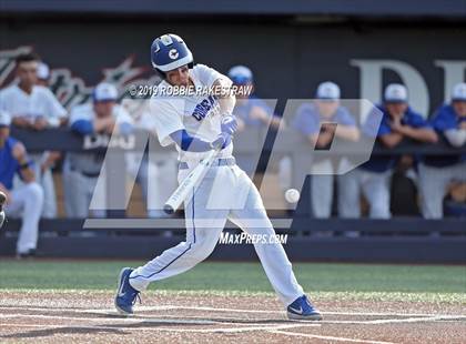 Thumbnail 1 in Corsicana vs. Lone Star (UIL 5A Regional Semifinal) photogallery.