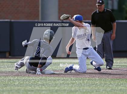 Thumbnail 1 in Corsicana vs. Lone Star (UIL 5A Regional Semifinal) photogallery.