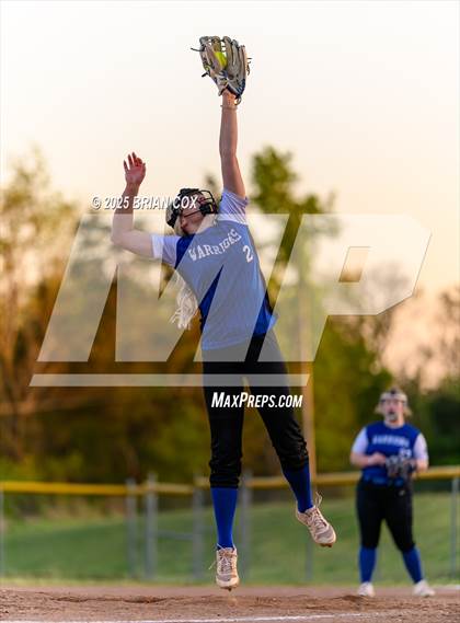 Thumbnail 1 in Mountainburg @ Cotter (Game 2) photogallery.