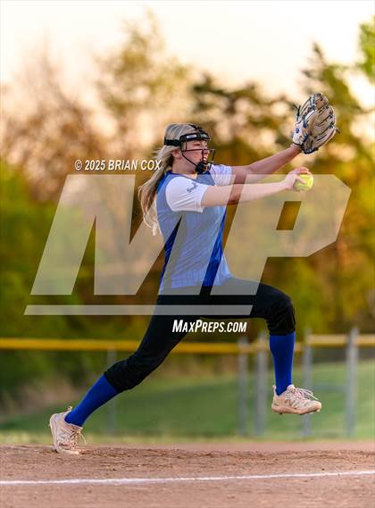 Thumbnail 2 in Mountainburg @ Cotter (Game 2) photogallery.