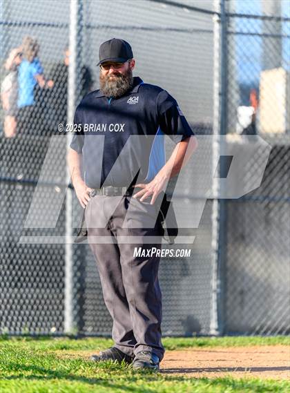 Thumbnail 3 in Mountainburg @ Cotter (Game 2) photogallery.