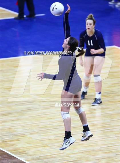 Thumbnail 2 in Bayfield vs University (CHSAA 3A Playoff) photogallery.