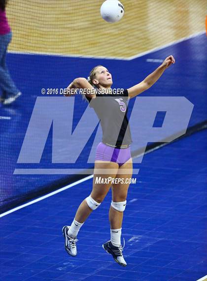 Thumbnail 2 in Bayfield vs University (CHSAA 3A Playoff) photogallery.