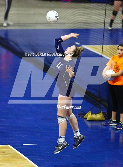 Thumbnail 2 in Bayfield vs University (CHSAA 3A Playoff) photogallery.