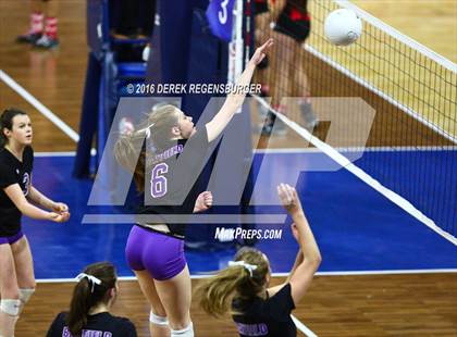 Thumbnail 1 in Bayfield vs University (CHSAA 3A Playoff) photogallery.