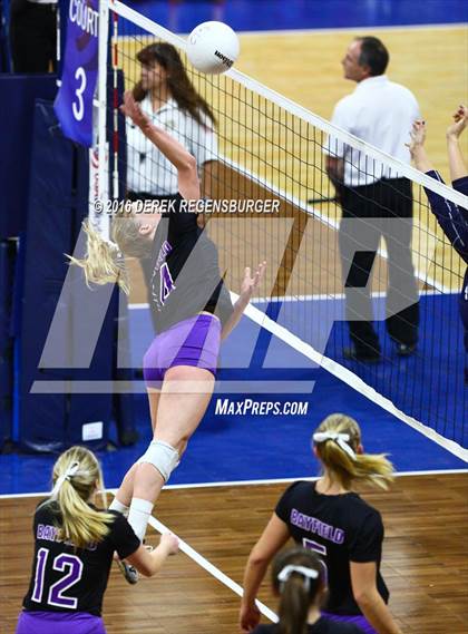 Thumbnail 3 in Bayfield vs University (CHSAA 3A Playoff) photogallery.